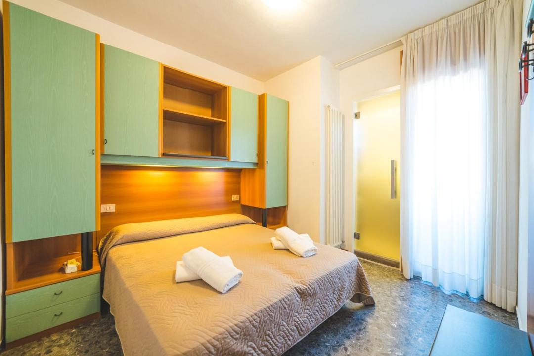 Hotel Grand Prix Sottomarina Exterior photo